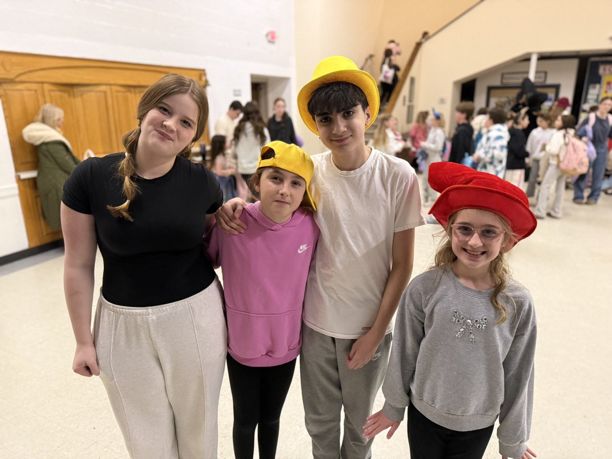 Vicki Krampf tweet media