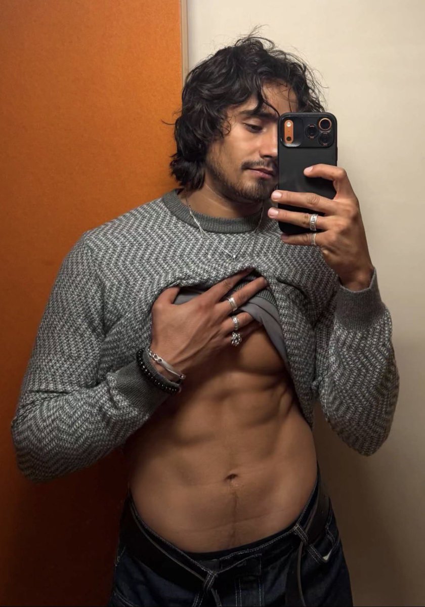 Celeb & Armpit Gooner 🥴 tweet media