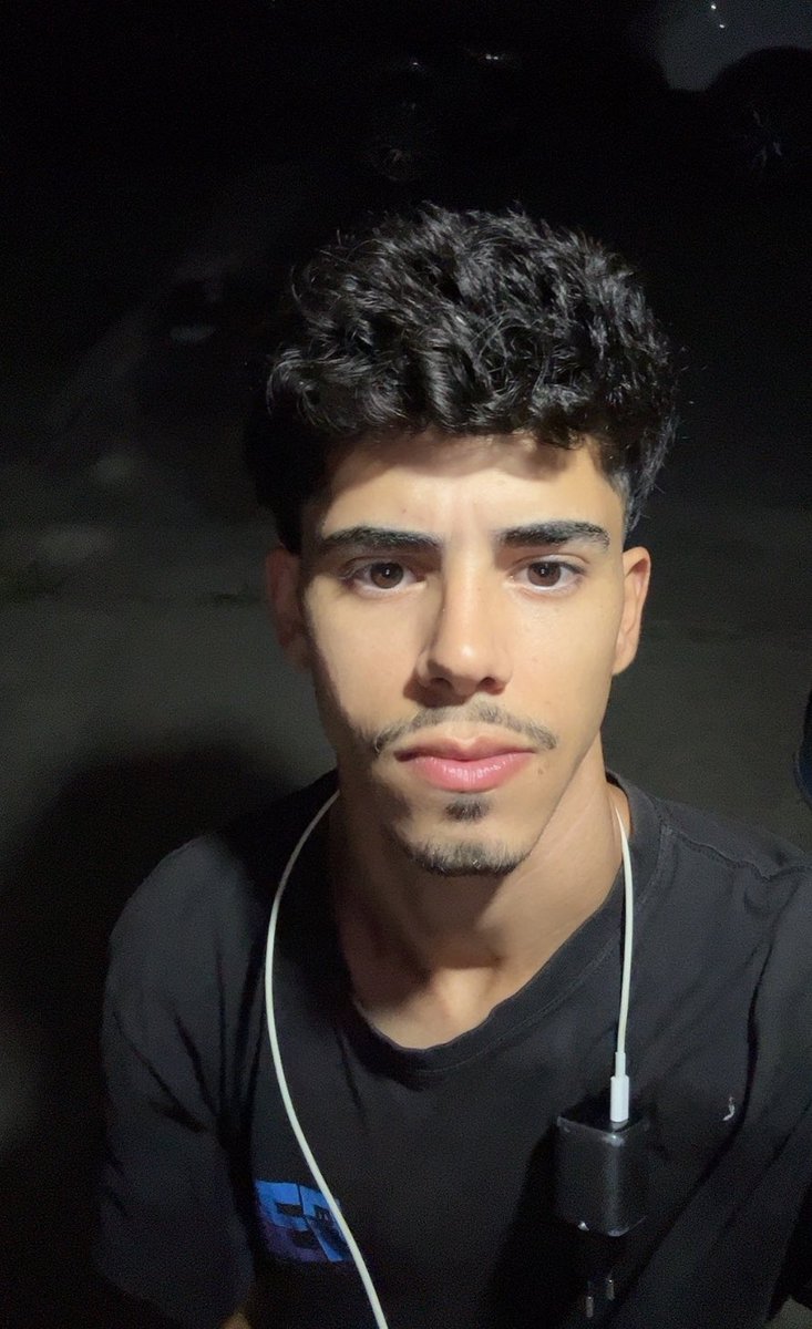 moustache tweet media