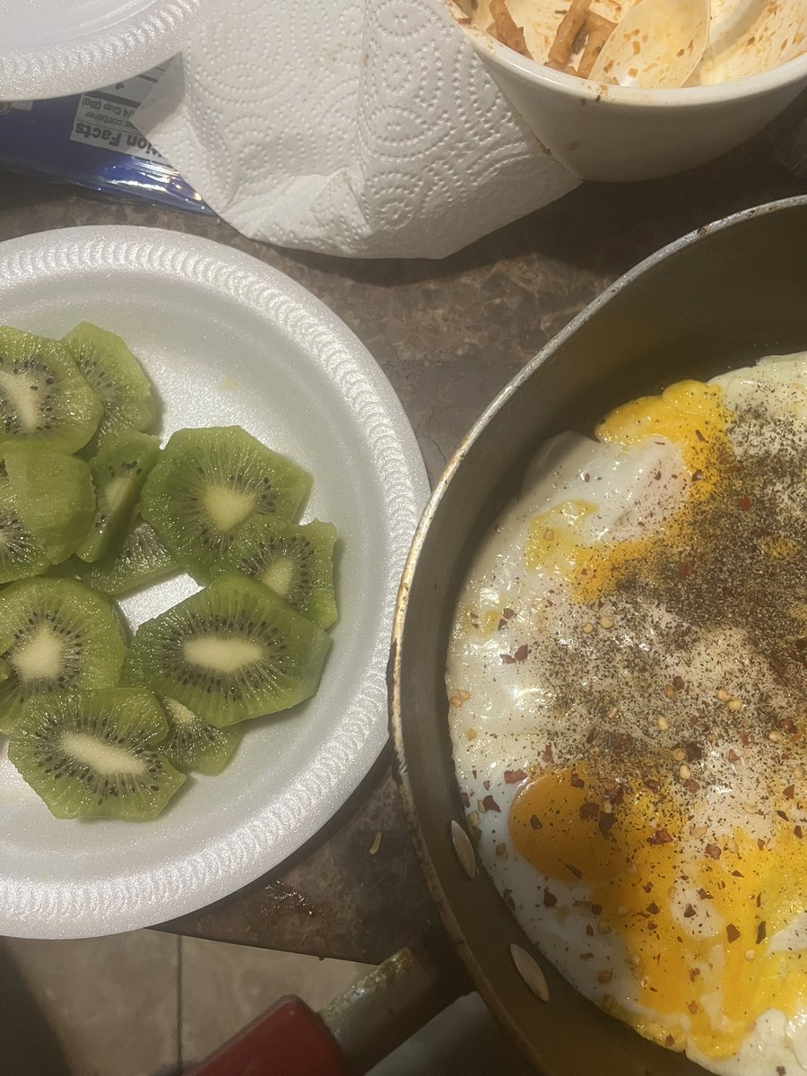 realeaterforever tweet media