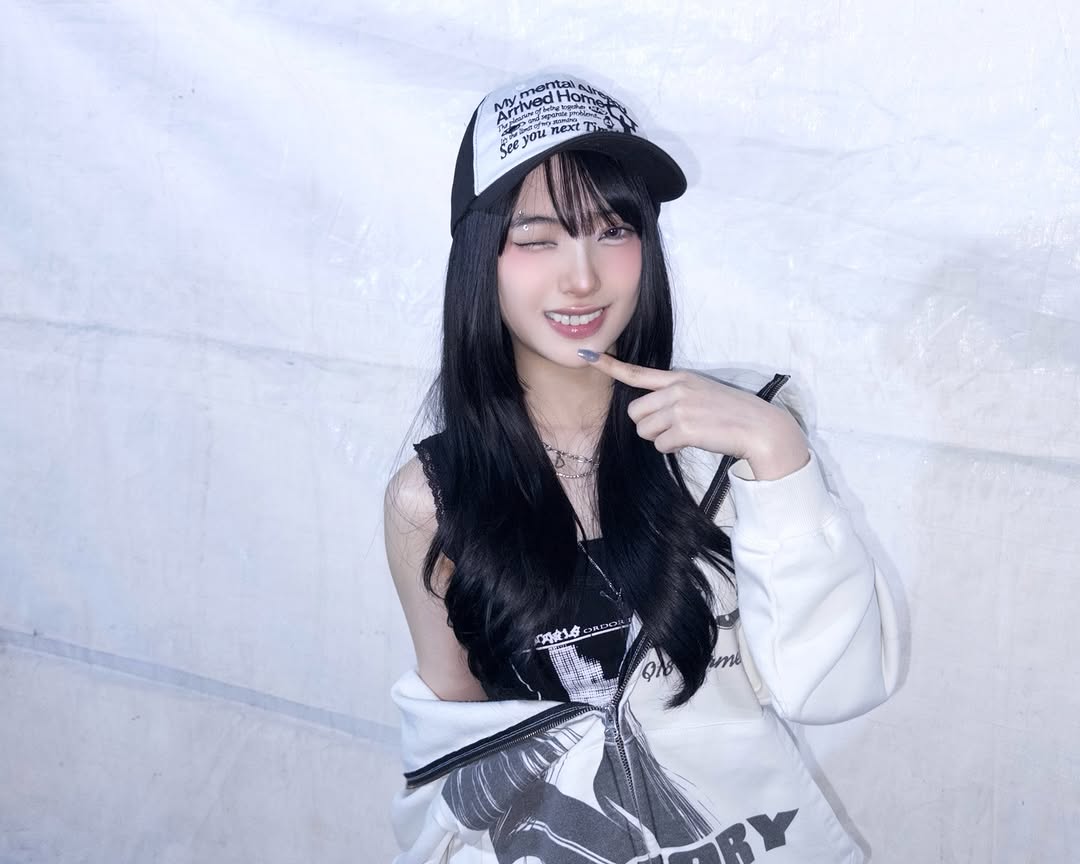 pinkyzhangkeyou's tweet image. ZHITING INSTAGRAM UPDATE
#cpop #mandopop #girlsgroup #未來少女 #幽靈水晶 #幽靈水晶CRYXTAL #簡芝婷