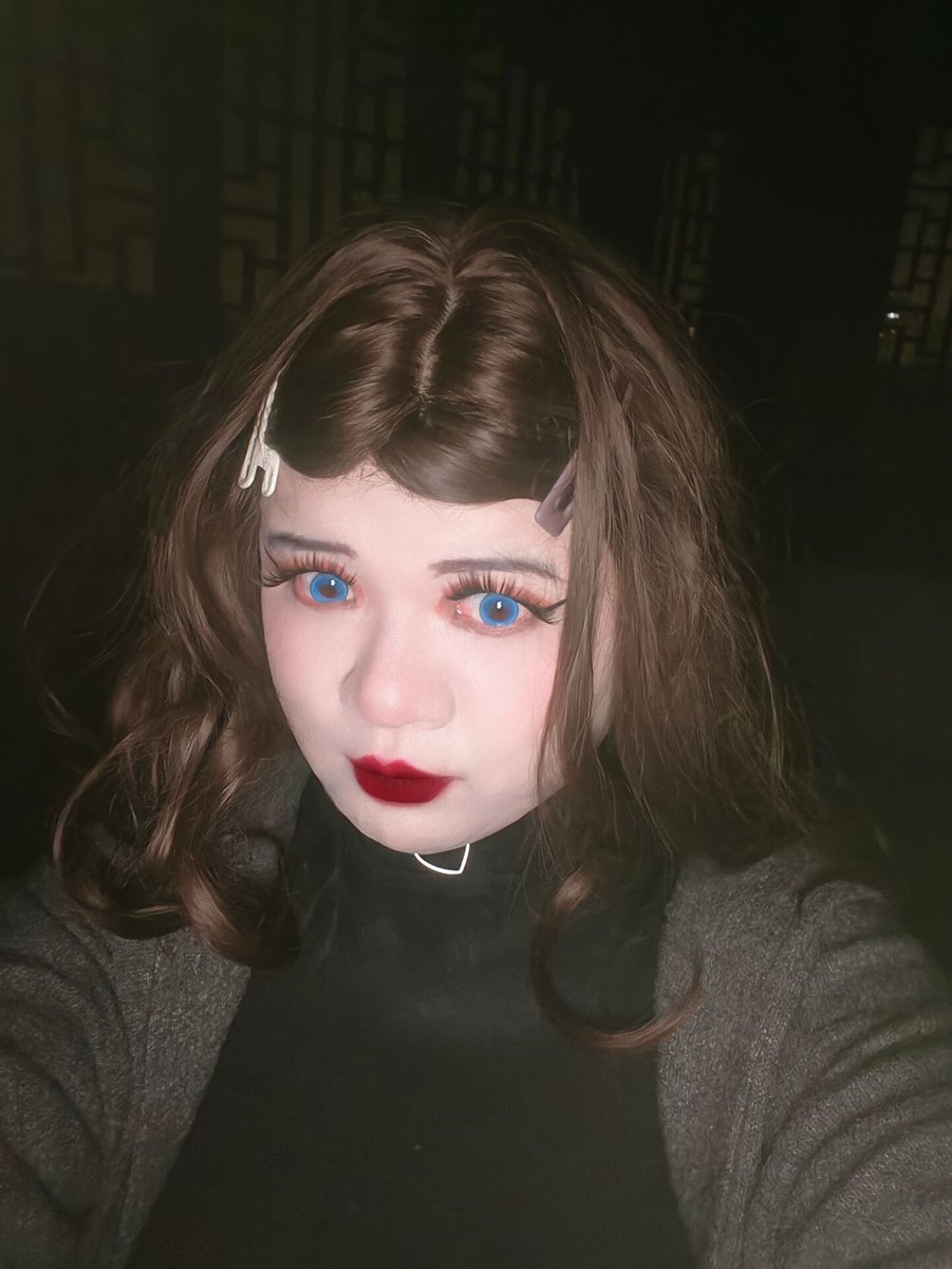 sissychtdm's tweet photo. 深夜露出的快乐，吃到大鸡巴了呢，好满足～ https://t.co/G8mKnpn83t