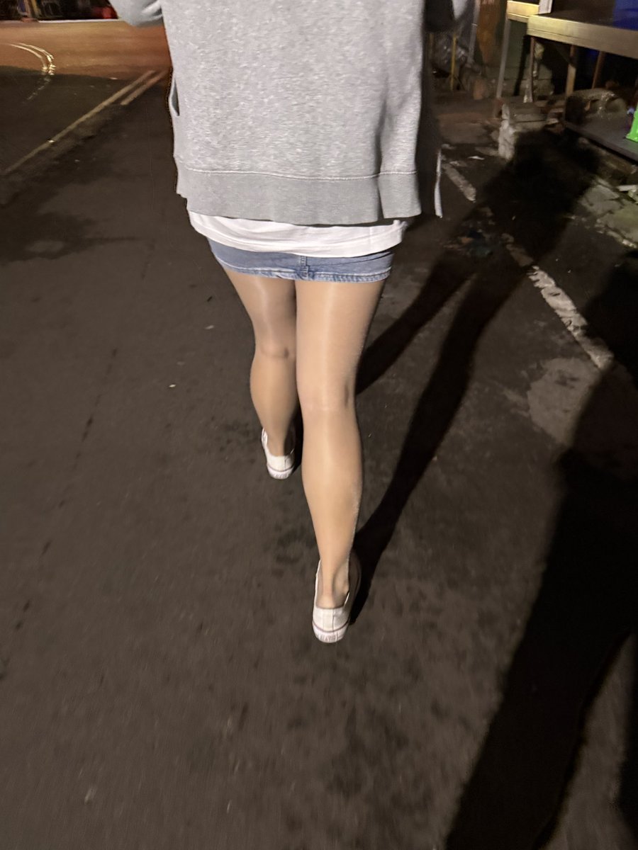 長腿女孩萱萱 tweet media