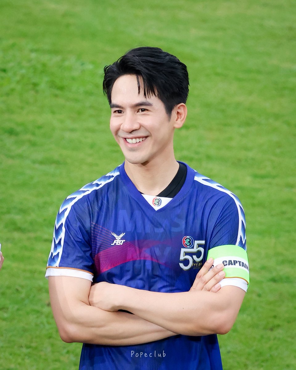 popeclub's tweet photo. รอเชียร์พึ่นักบอลคนหล่อแล้วค้าบ

#liveแบ่งทีมบอลช่อง3 
#popezaap #โป๊ปธนวรรธน์ 
#popeclub_official https://t.co/KOL8HEmqvK