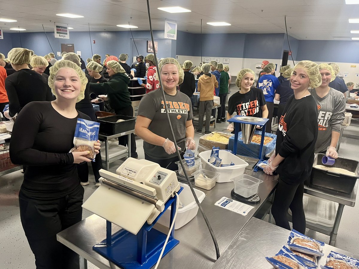 WWS Tiger Softball tweet media