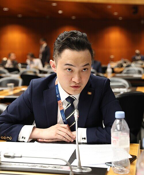 CryptoPatel's tweet photo. REAKING: SEC Drops Fraud Lawsuit Against Justin Sun, Settles for $10M

→ Rainberry Inc. pays $10M penalty
→ All charges dismissed with prejudice
→ No admission of wrongdoing 

Original 2023 charges included unregistered TRX/BTT sales, wash trading, and secret celebrity promos. 

Controversial because $10M is nothing vs TRON's $25B+ market cap. Sun invested $75M in Trump's World Liberty Financial, and the SEC paused the case shortly after. 

This is the Trump era SEC in action. Coinbase, Binance, Kraken cases also dropped.

Settlement still needs judge approval.