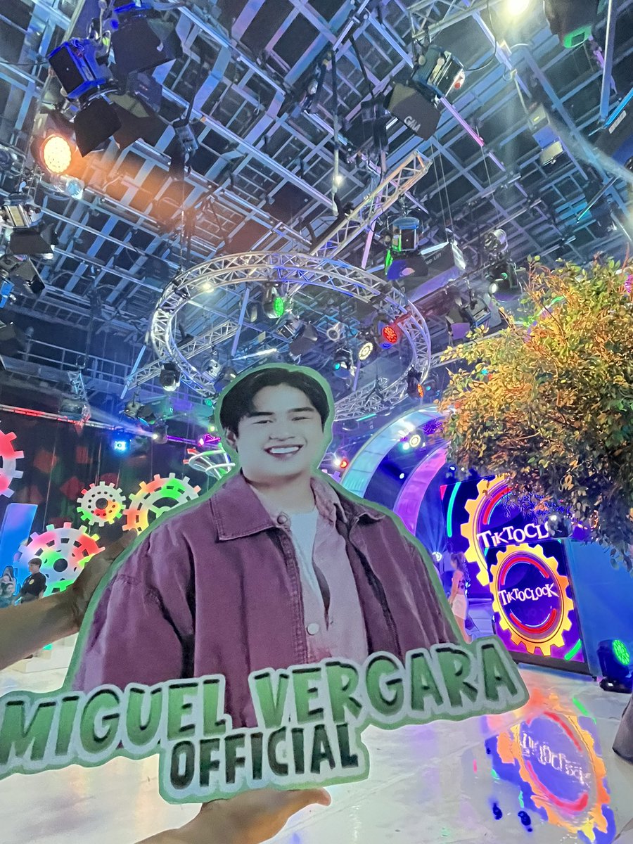 Hello, Miggies! Watch TIKTOCLOCK now✨

MIGUELV SaTIKTOCLOCK
MIGUELV SaTIKTOCLOCK
#MiguelVergara