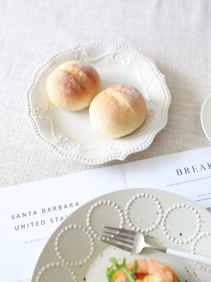 ezkettbujb's tweet image. "Beat the heat with a 5-min Mango Lassi!  Blend 1 ripe mango, 1 cup yogurt, 2 tsp honey,  cup milk, u0026 a pinch of cardamom. Top with mango bits—creamy, sweet, so refreshing. Tag a friend who needs this today!  #QuickDrinks #MangoLassi"