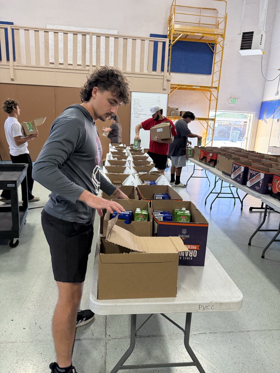 Justin Berna tweet media