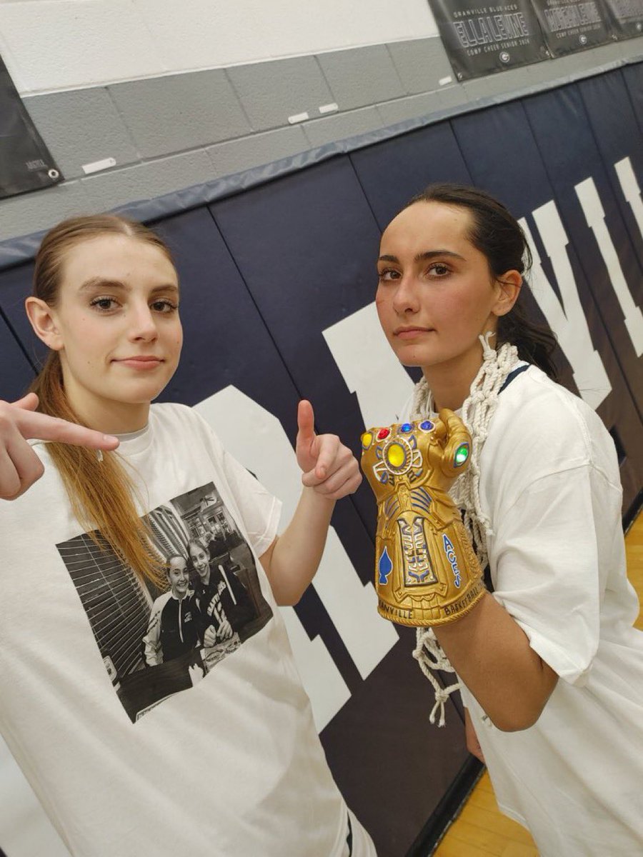 BlueAcesBball's tweet photo. What an amazing run these two had. Shout out to our two leaders, Captains, and engine that fueled our Bus. The standard has been raised. https://t.co/KPAeU9HS1M