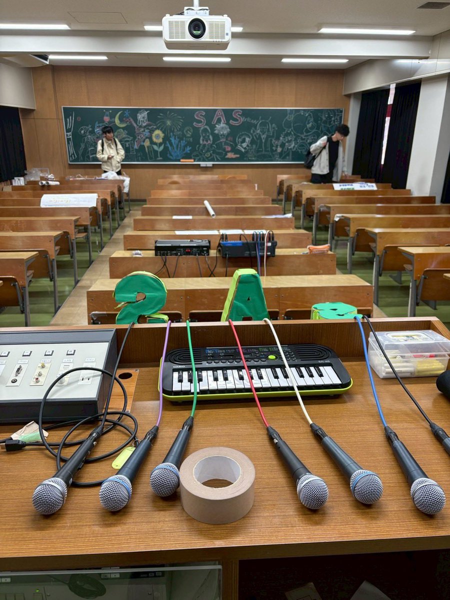SingASong_YU's tweet photo. 山口大学前期試験に合格された皆さん、おめでとうございます㊗️🎉

私達 #SingASong  は、楽器を用いず声で表現する音楽、アカペラをするサークルです🎶
歌うことが好きな方、新しいことに挑戦したい方、私達と一緒にアカペラしませんか？
サークル員一同お待ちしております🎤
 #春から山大   #山口大学 https://t.co/YC9FmAMvVH
