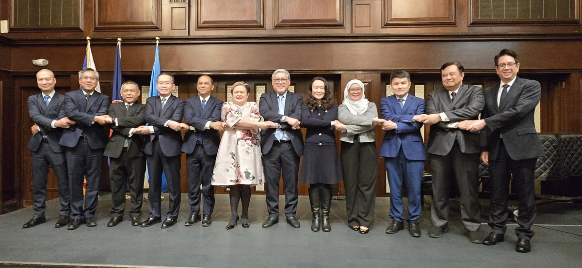 SecLazaro's tweet photo. A pleasure to meet the #ASEAN Permanent Representatives to the @UN in New York.  I briefed them on the priorities and key deliverables of PH's #ASEAN2026 Chairship, provided updates on my work as Special Envoy of the ASEAN Chair on #Myanmar, and highlighted PH's bid as a non-permanent member of the UN Security Council for 2027-2028. We had frank exchange of views on a number of political-security issues, including the Code of Conduct on the #SouthChinaSea, Myanmar, and the situation in the #MiddleEast.  ASEAN continues to advocate for peace, stability and dialogue in Southeast Asia and beyond.