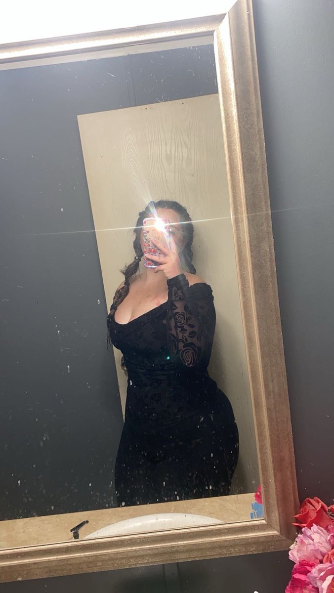 MThickyThoughts's tweet photo. Happy birthday to me, 24 here we come 🥳🎉 https://t.co/FgqcPrHCsA
