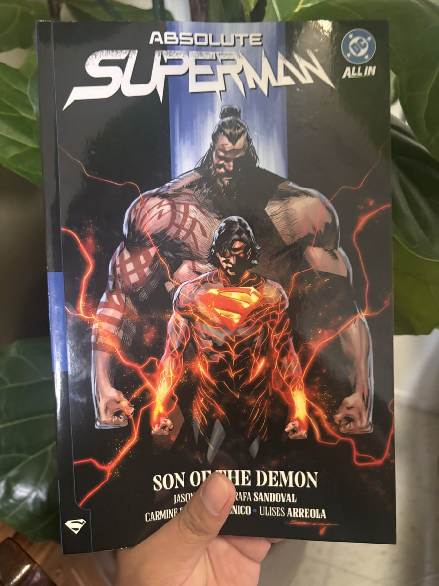 Jsart165739J's tweet photo. One of my most expensive hauls but I’m so happy 🥲
#absolutesuperman #supermanallstar #superman #AbsoluteMartianManhunter #ingloriousxforce https://t.co/kxL5lvPCbl