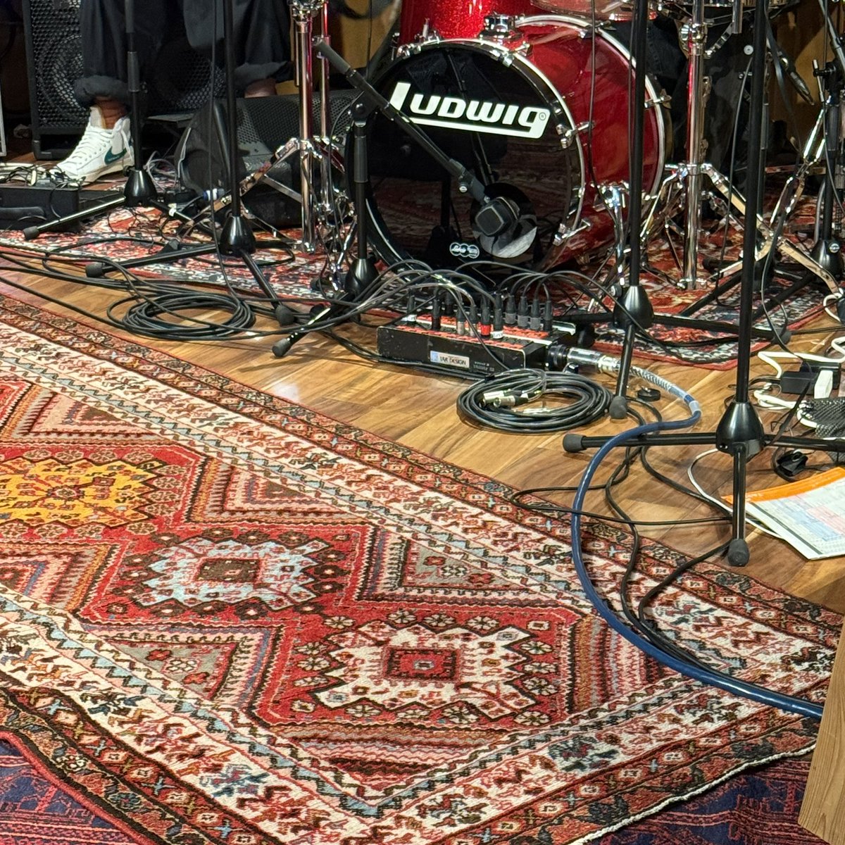 Ettone_official tweet media