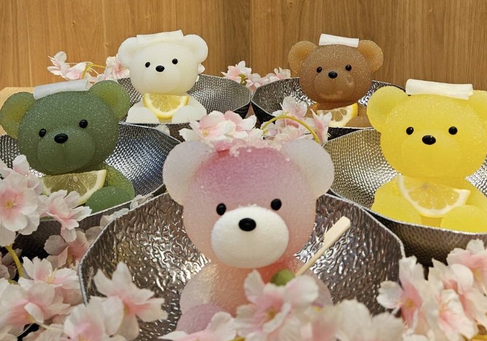 3/6(金)
#くまちゃん温泉　本日もオープンしました♪

今日はどの色にする🐻？
好きな色のくまちゃんを
好きな味の温泉にいれて楽しんでね♨️

予約無しのご来店も大歓迎！
ぜひお気軽にお越しください🐾

#渋谷ランチ　#渋谷カフェ　#shibuya