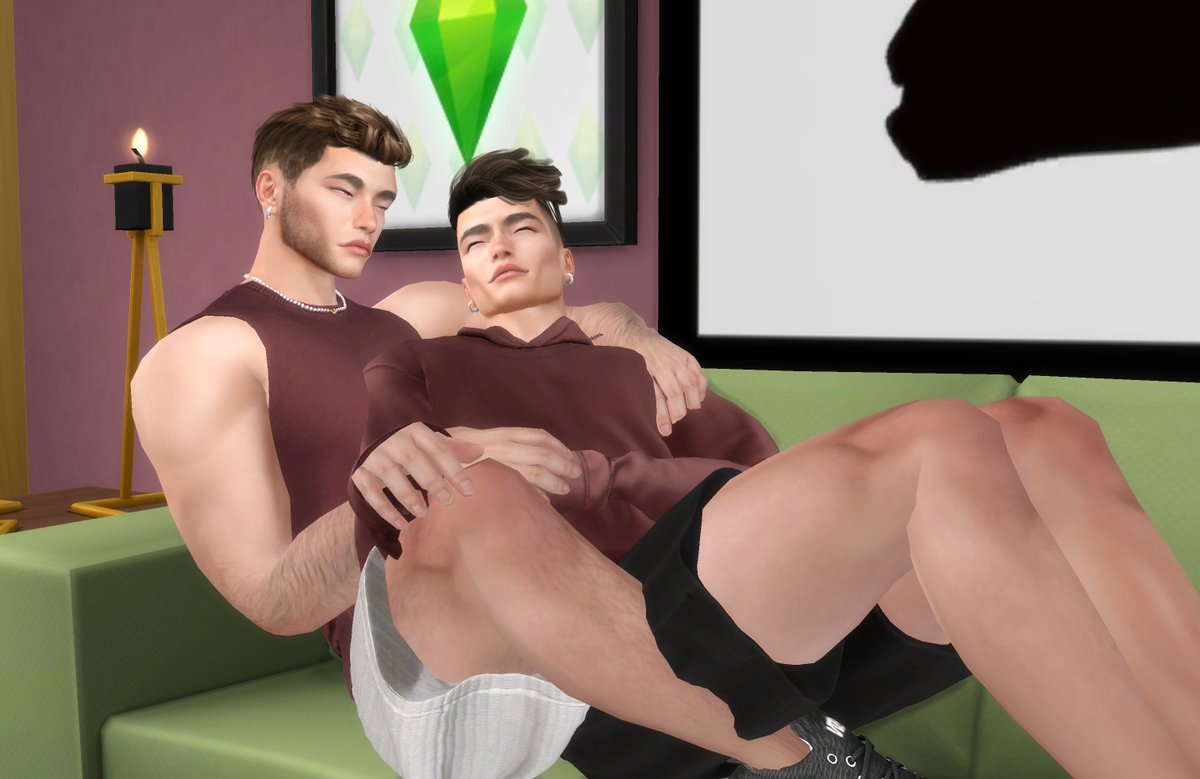 Carnal_Sims's tweet photo. 17 Culpepper House, got some new residents! Meet Twins Dominic &amp; Dylan, recent college grads, and a pretty solid relationship..

 #TS4 #TheSims4 #ShowUsYourSims #ShowUsYourMaleSims #gay #gaysims https://t.co/cOuNIivA9A