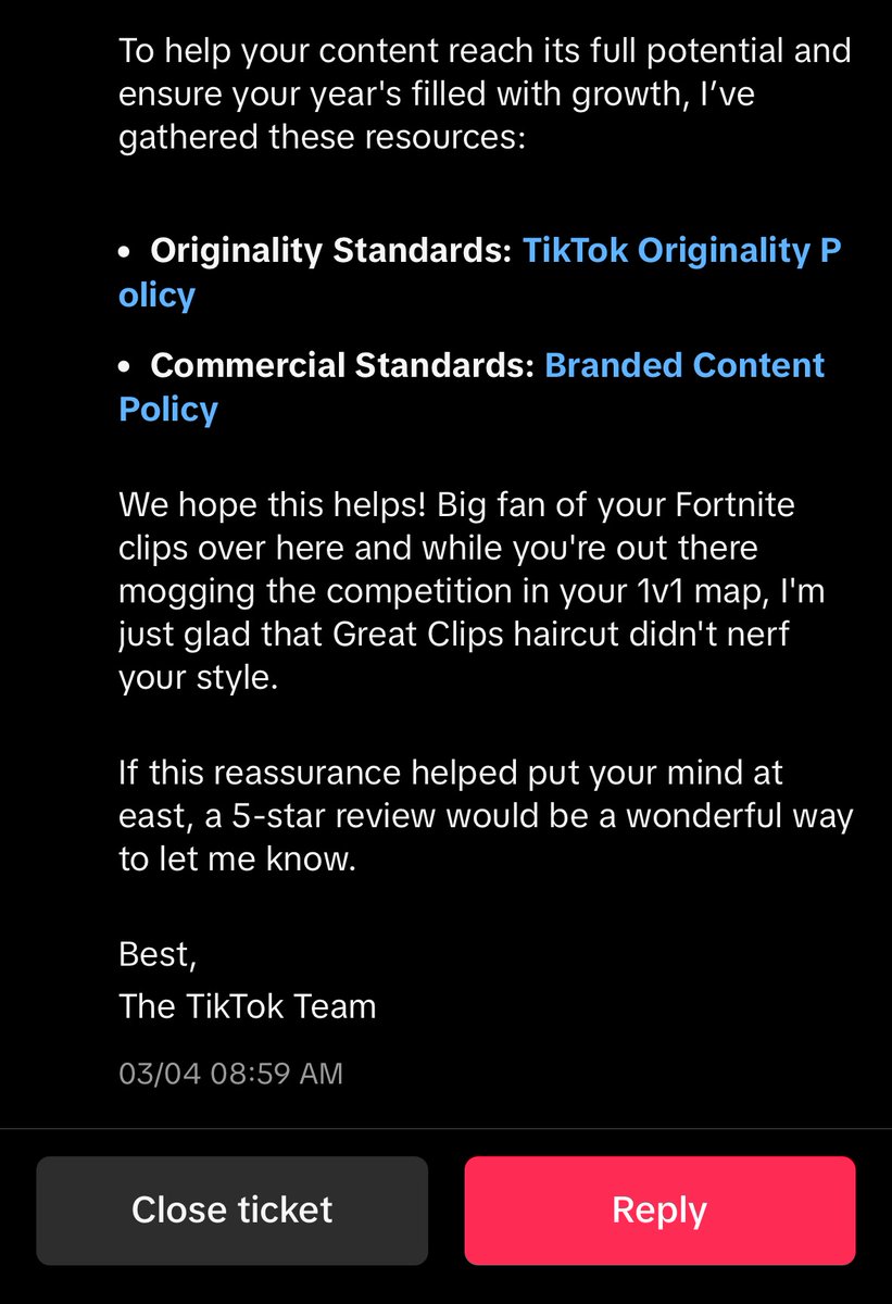 yo what is tiktok on😭😭😭😭