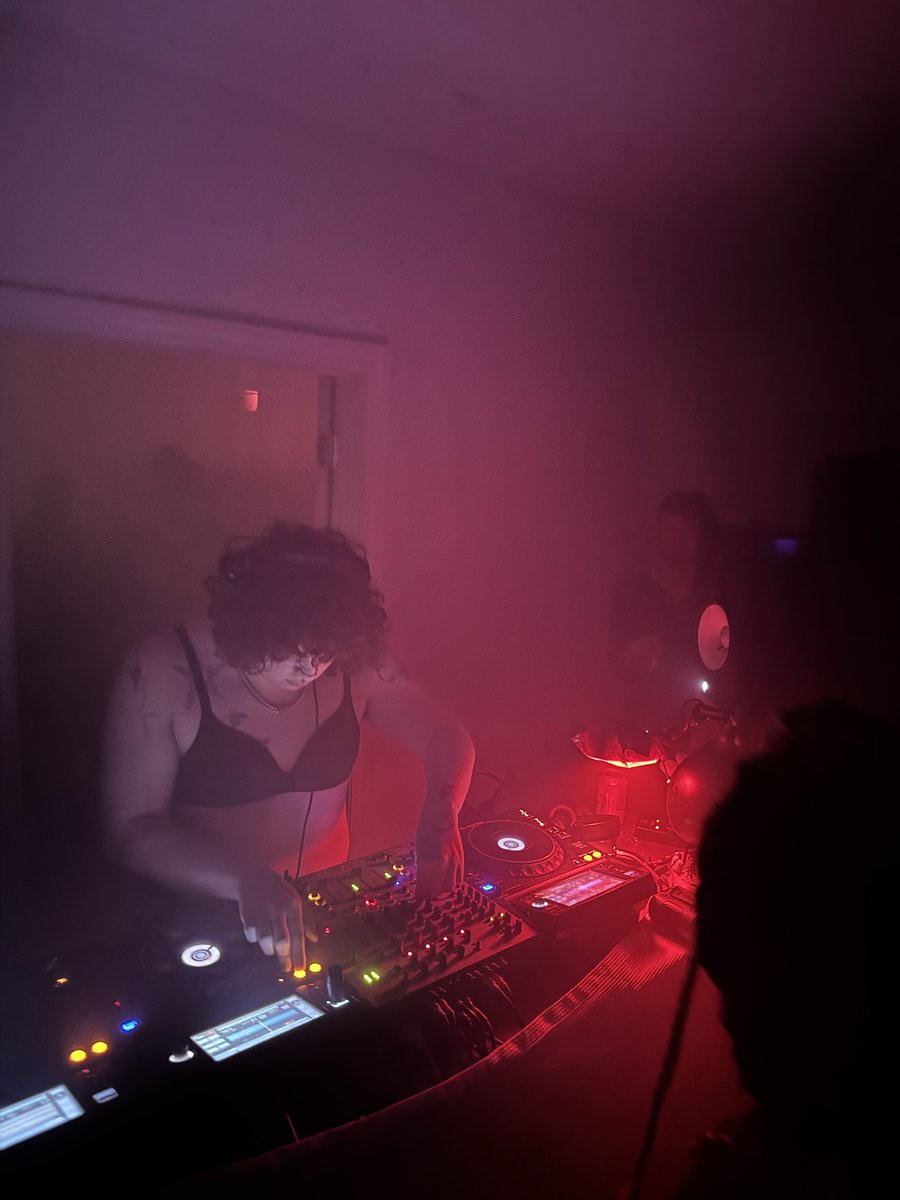 superlovelymumu2.gif 🏳️‍⚧️ tweet media