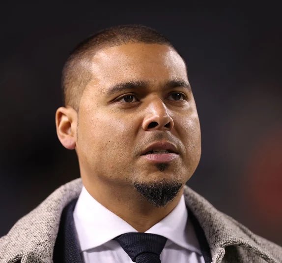 White Cunningham tweet media