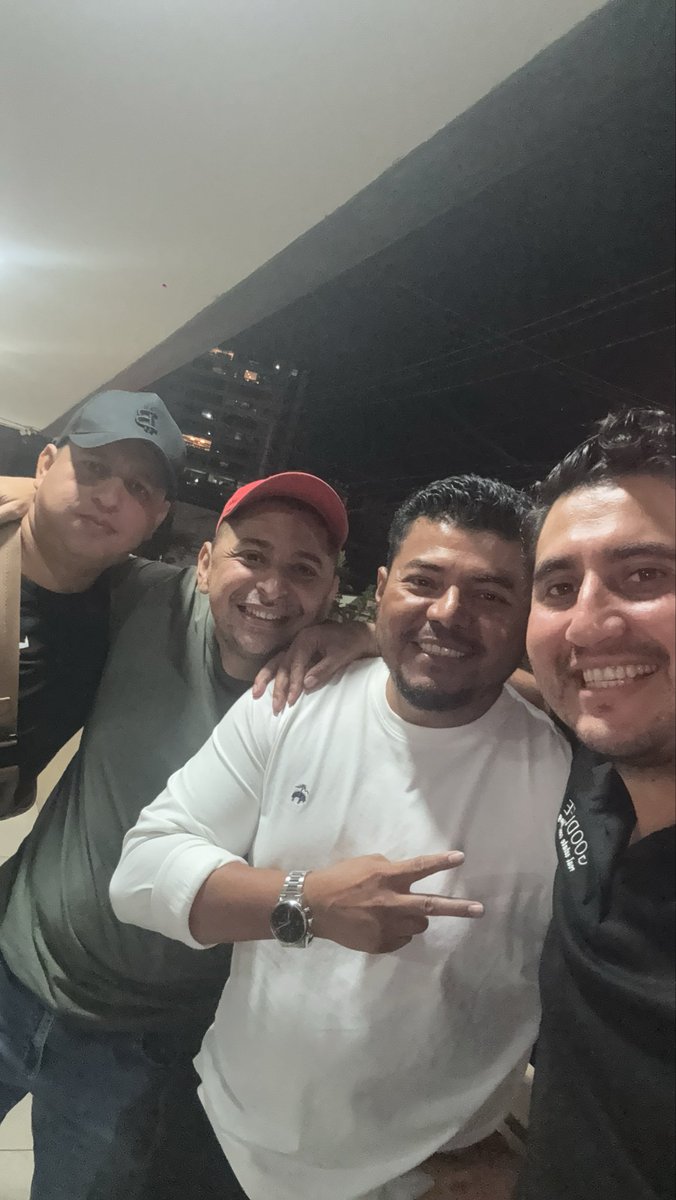 Roman Martínez🇸🇻⚡️ (chimbera) tweet media