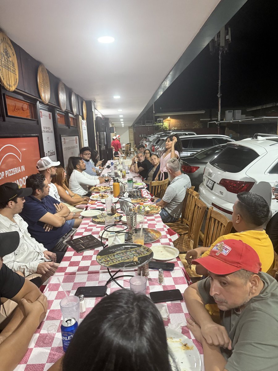 Roman Martínez🇸🇻⚡️ (chimbera) tweet media