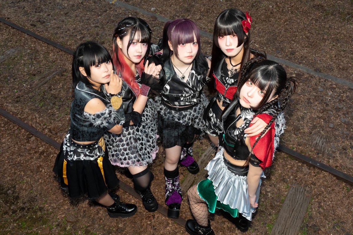 idol_republic's tweet photo. ／
SAKURA ILLUSION SPECTACLE
ゲスト情報🌟
＼

3月14日（土）13:30〜開催
SAKURA ILLUSION SPECTACLE

『ONE LAST SHOT』さんの
ゲスト出演が決定❣️
@OLS_Official_TW 

イリュージョン✖️伝統芸、
そして、日本発のポップカルチャー
”アイドル”を融合した、
名古屋発！
新時代のエンターテイメントを
お届けします！🪄✨

⋆｡˚✩ ⋆｡˚✩ ⋆｡˚✩⋆｡˚✩ ⋆｡˚✩ ⋆｡˚✩

🎫はコチラ▽
🔗https://t.co/DDtlgZXFLg 

#ONELASTSHOT #KiraLuna
#SAKURAILLUSIONSPECTACLE