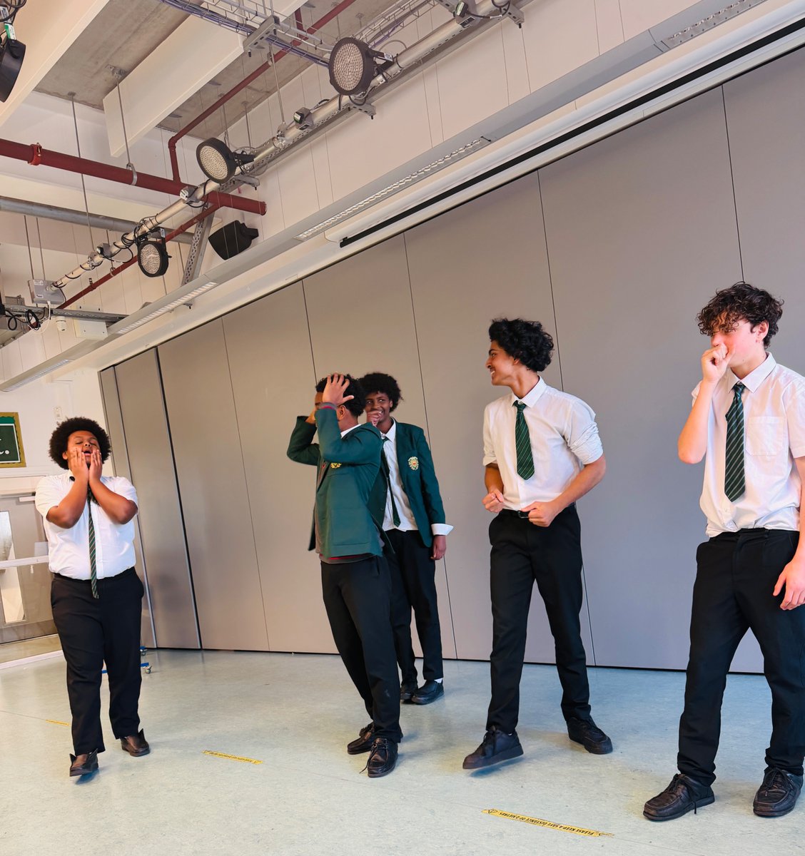 St Aloysius' College tweet media