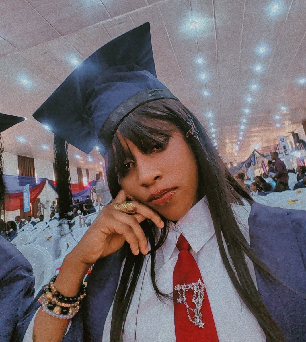 Diana Marcus⨀ tweet media