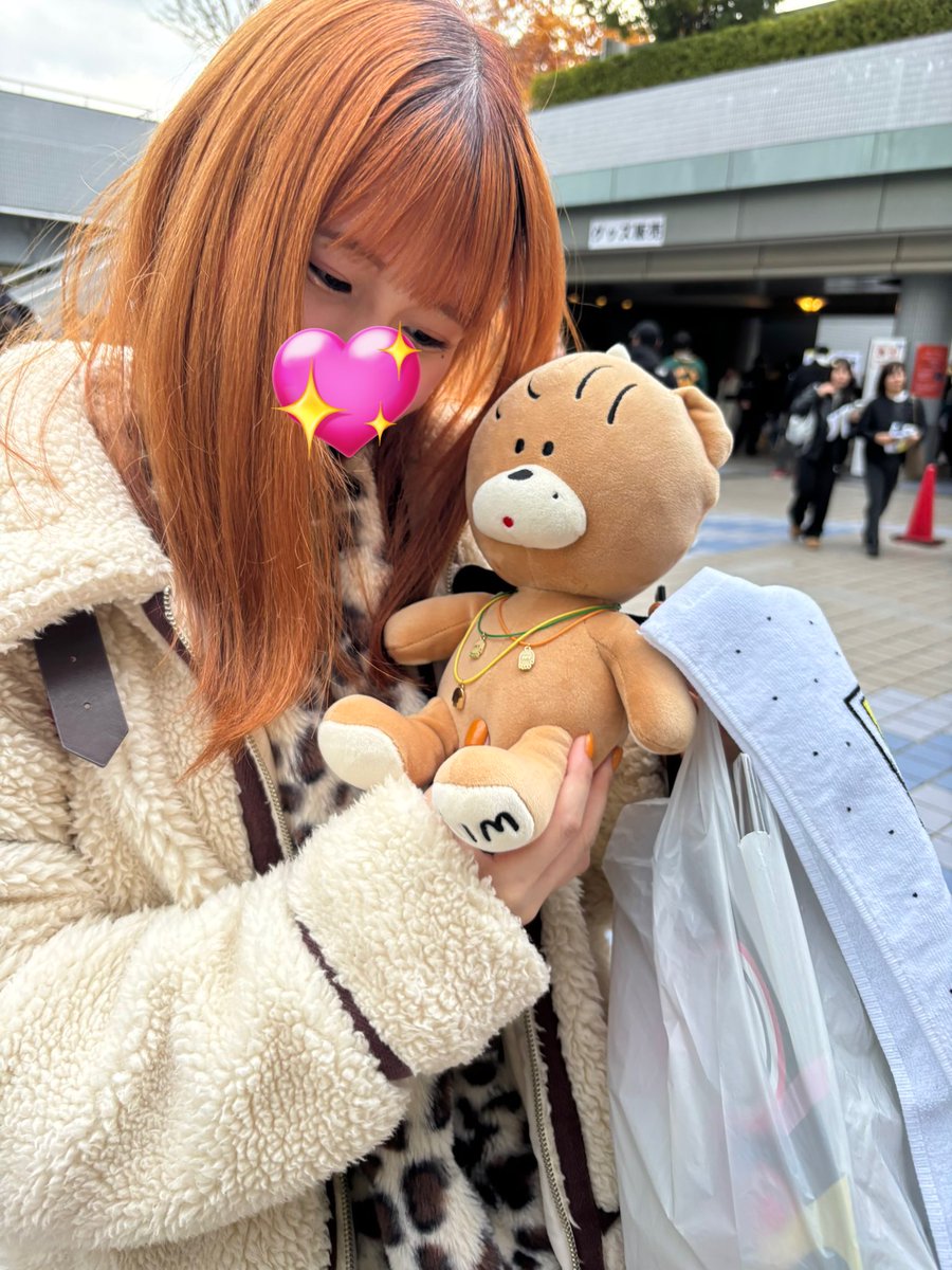 みょんみょんお誕生日おめでとう🎂🧡
ほんまにわたしの生きがいです。
これからもずーーーっと応援してるので
健康には気をつけてたくさんの活躍を願ってます🌟
だーーーいすきーーー！！！！🌹💖
<a href="/aimyonGtter/">あいみょん 🦭</a>