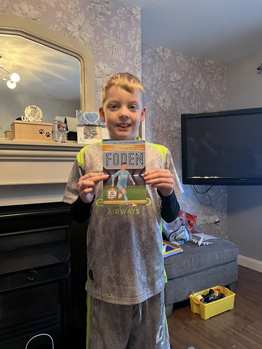 CiaranONeill86's tweet photo. @PhilFoden my lad dressed up as his idol for World Book Day! https://t.co/RYFALCc9cB
