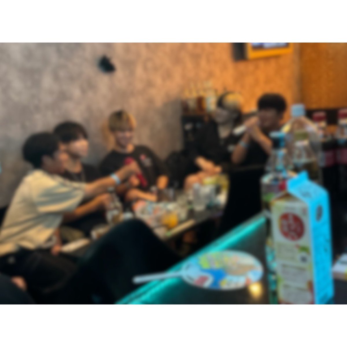 neogaybar's tweet photo. 3/21に名古屋のゲイバーで第二回となるU24のイベントをします！
17:00〜21:00の4時間飲み放題です！
未成年でもこれるので気軽に参加してください！
少しでも興味があればイイね、フォローお願いします🙇‍♀️
※未成年はノンアルです。 https://t.co/OYcxccJxGp