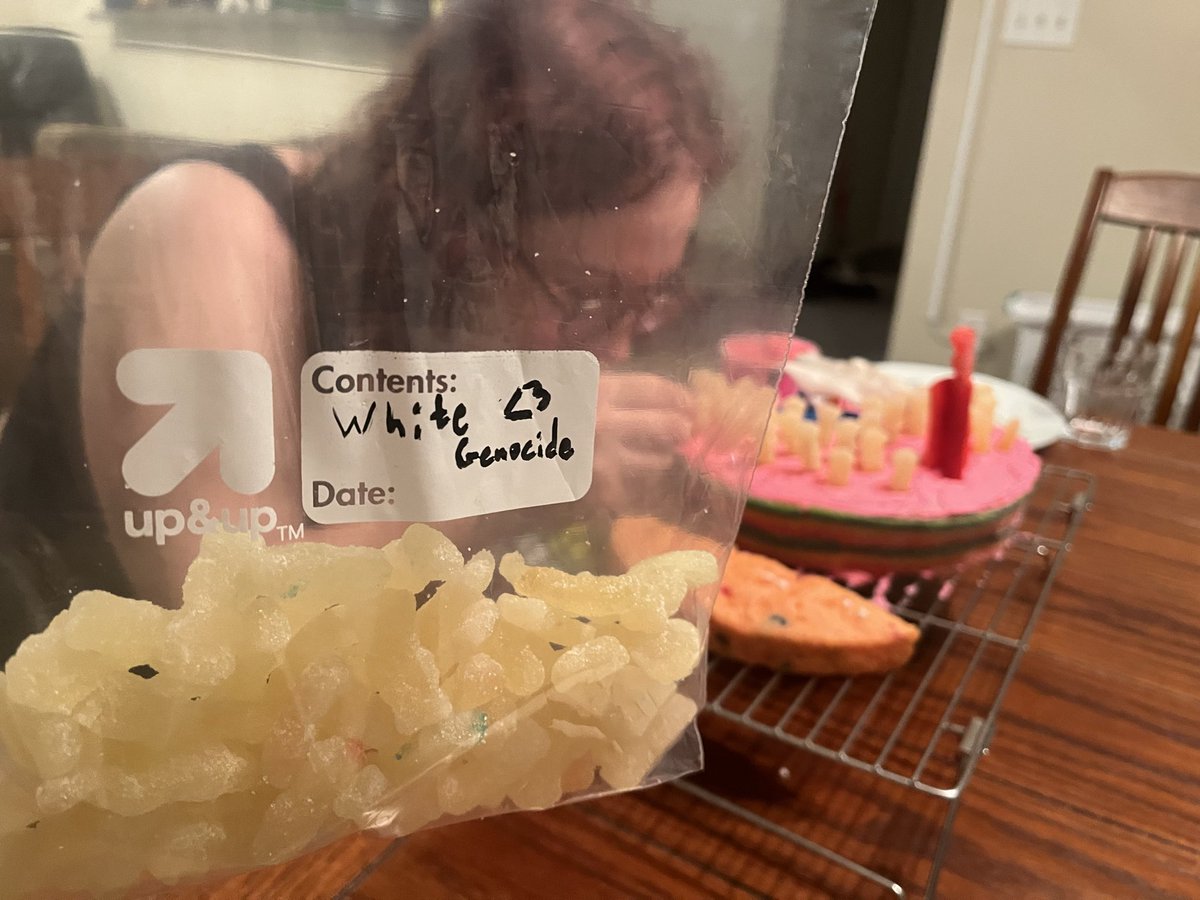 swagmoder 🏳️‍⚧️ tweet media