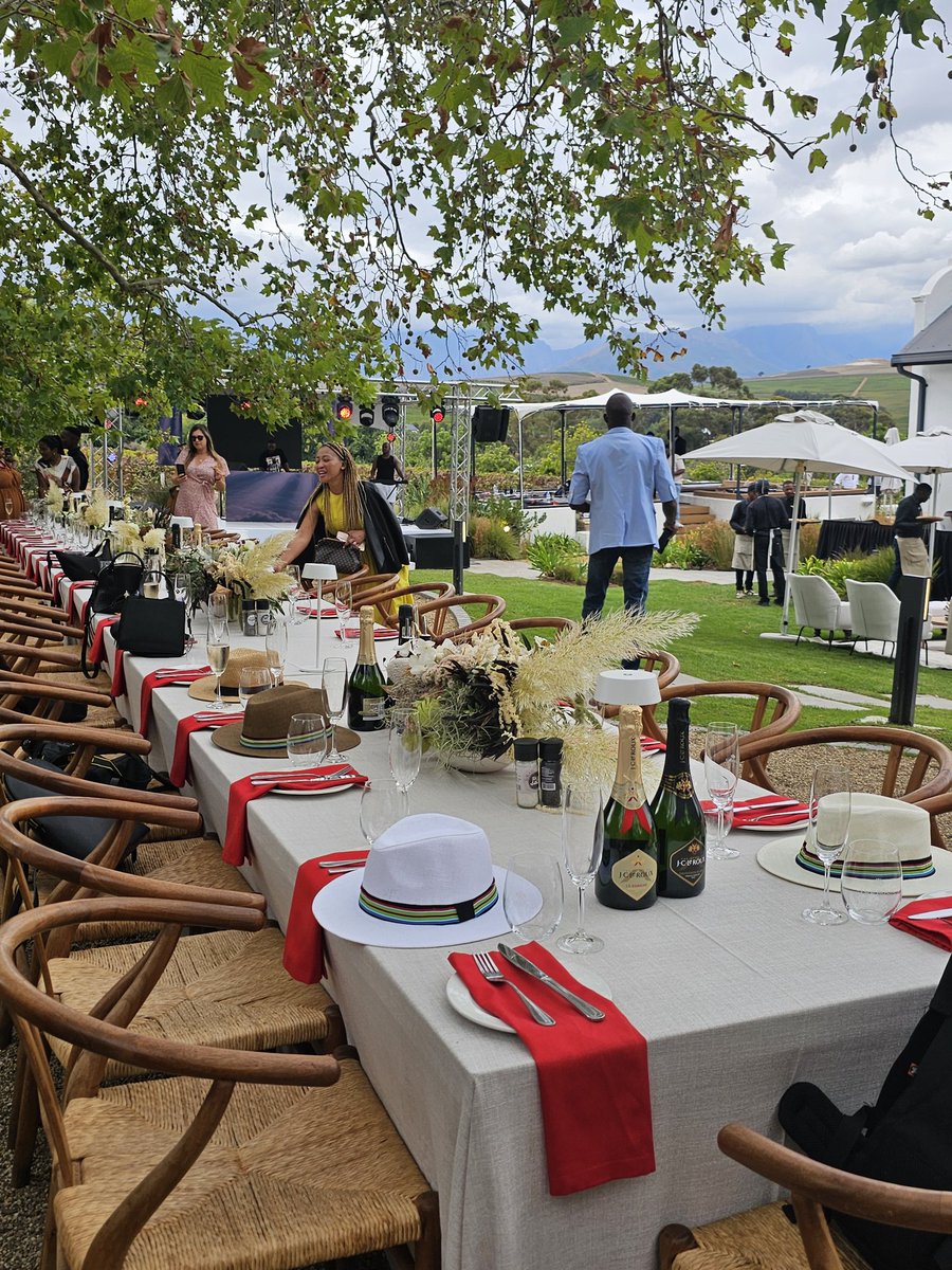 Get In My Belly | Kaylee Folster tweet media