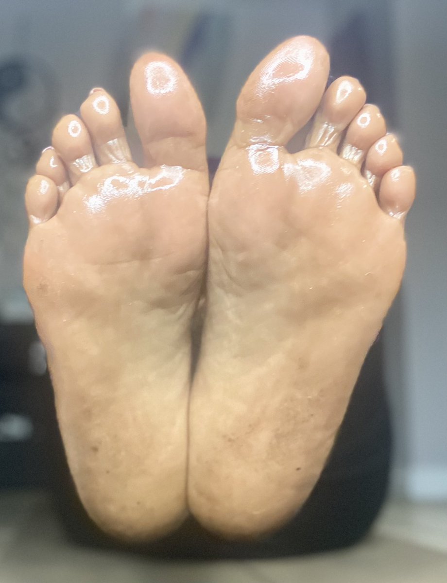 KenDaGemx_'s tweet photo. @FeetFinder All of the above 🦶🏾 https://t.co/s0GEOGp4ur