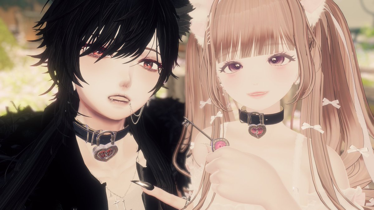 knt_0x0_vrc's tweet photo. #殻陀屋 さんの企画でお互いに着ける版チョーカーのギフトを頂いたので、ざかさんと一緒に改変したよ〜🗝⟡.·

共通パスワードを設定した同士で鍵ギミック使えるのって素敵じゃない？☺️✨

設定も解説動画付きでUnityのギミック初心者でも簡単設定でした🙏

素敵なギフトありがとうございました〜♡ https://t.co/C6z8pTKIVg