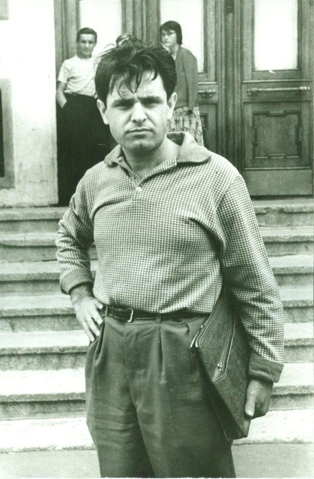 Писатели и Философы tweet media