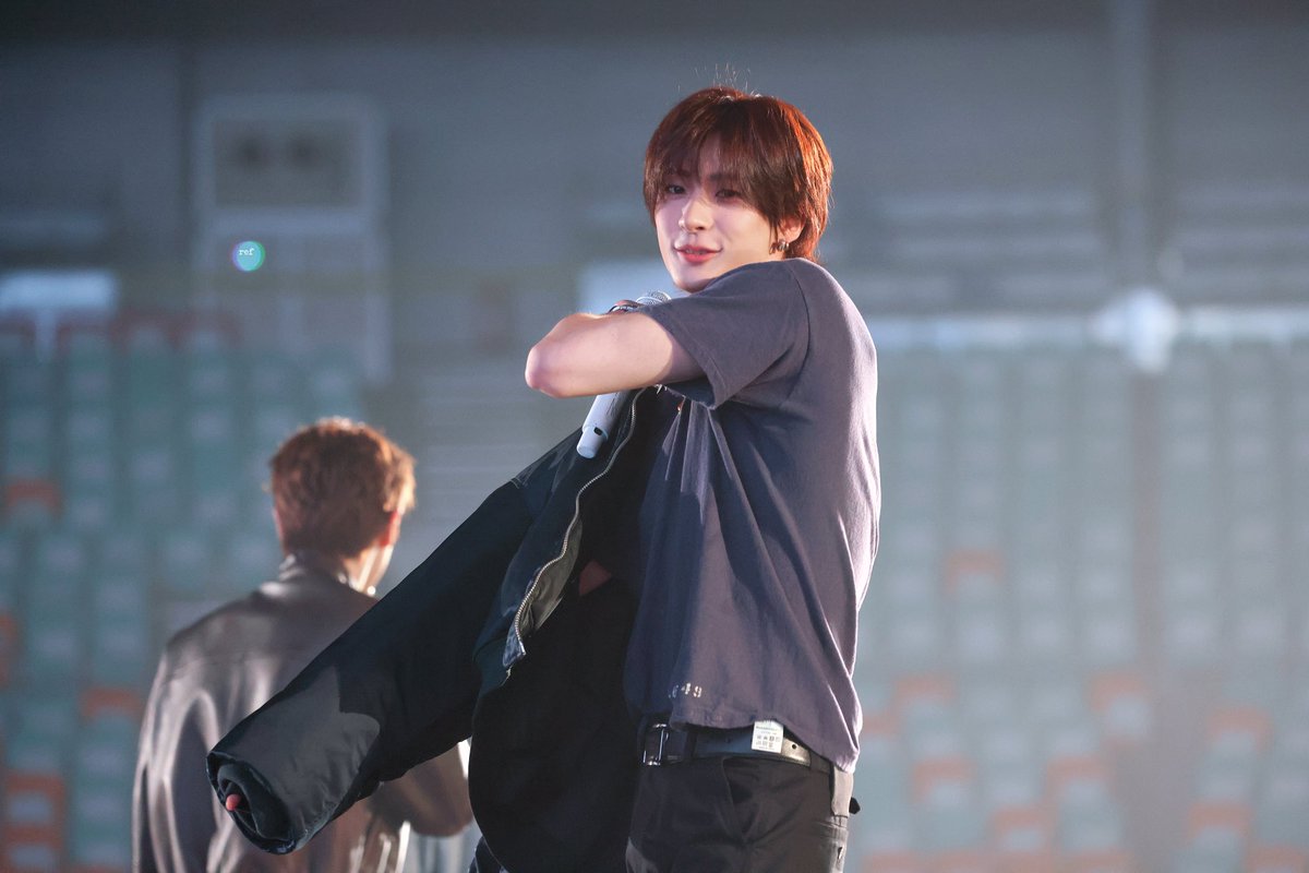 ref：^0^rain tweet media