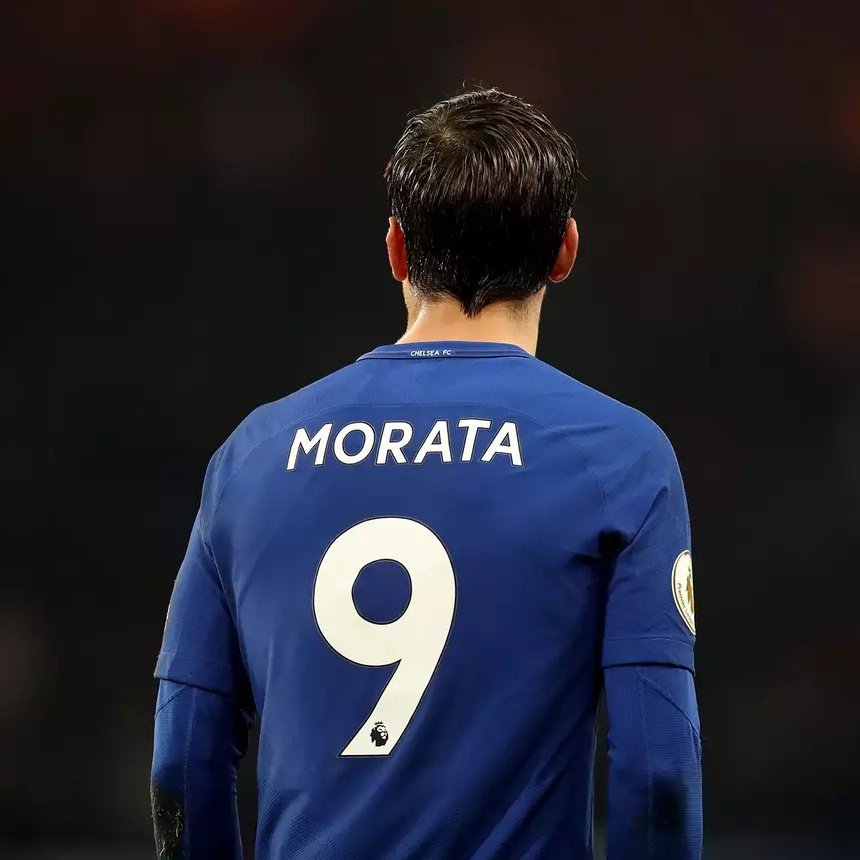 L E S E D I tweet media