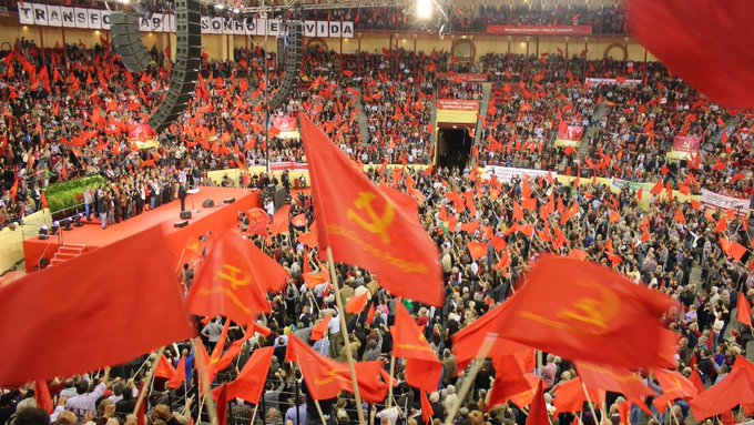 pycpim's tweet image. The red flag flies as high today as it did in 1921. 🚩

Congratulations to the @pcp_pt on your founding anniversary! 
A century of fighting for the exploited, the oppressed, and the dream of a Socialist future. The struggle continues until victory! ✊

#PCP #Communism #CPIM