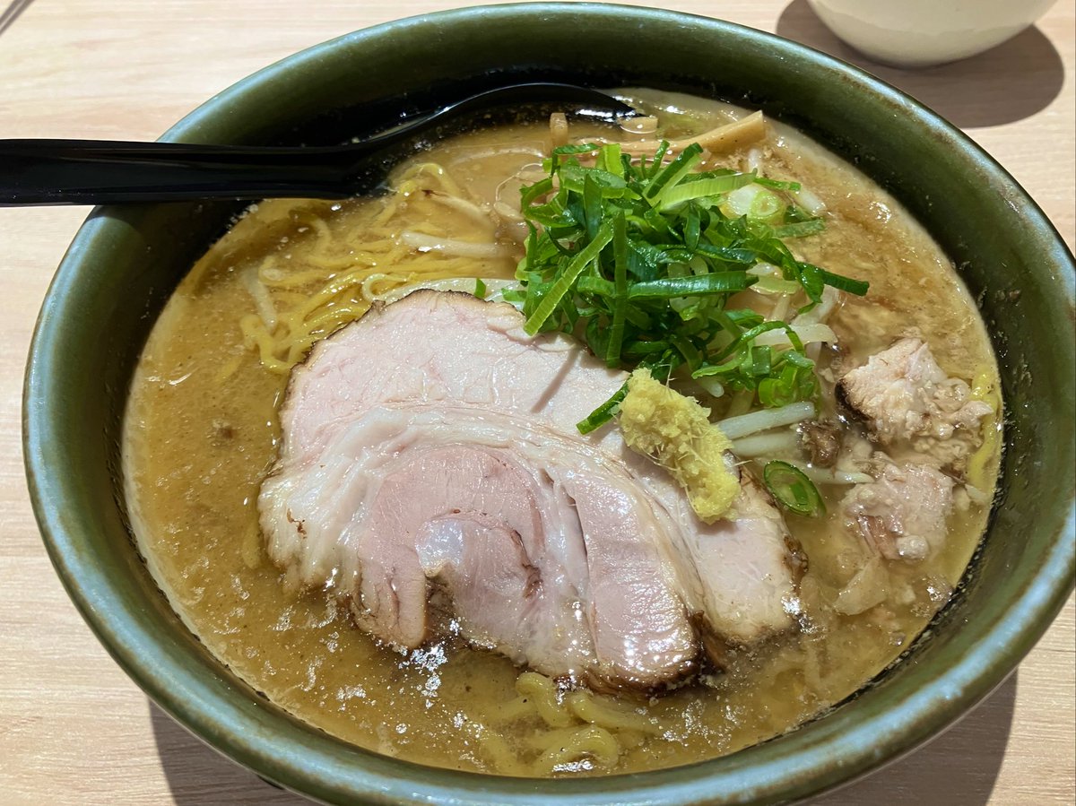 DEW_PUBG's tweet photo. 大好きな味噌ラーメン屋だけど久々来たら味落ちたかも🥲 https://t.co/HouXOoSsqq