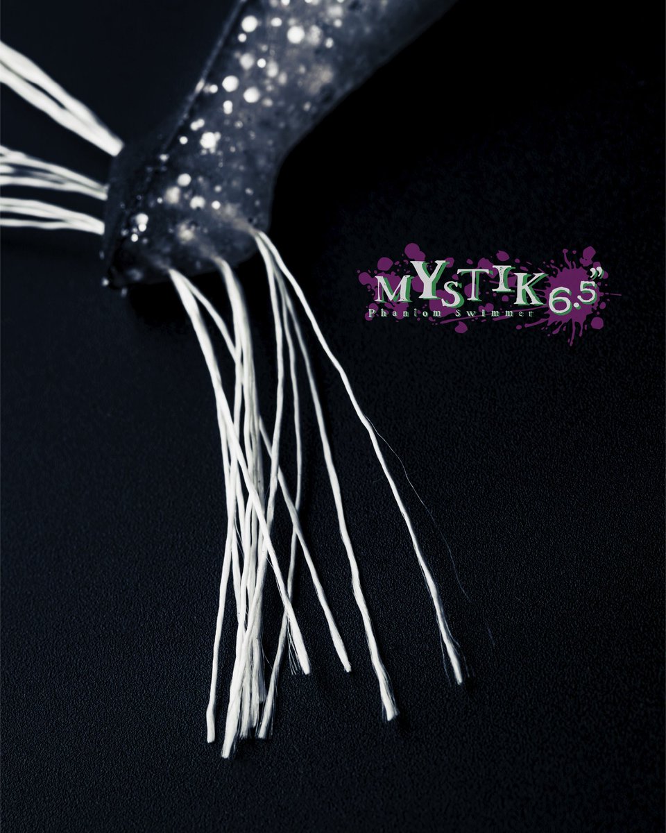 TheThreePct's tweet image. MYSTIKの特徴的なフリンジテール。

このテールに採用している素材【FFファイバー】は、乾燥時には張りがありますが、吸水時には水中で非常に艶めかしく揺らぎます。

使用中の欠損などに対応するため、現在、FFファイバー単体での販売も検討しています。

#3pct
#MYSTIK65 
#ミスティック