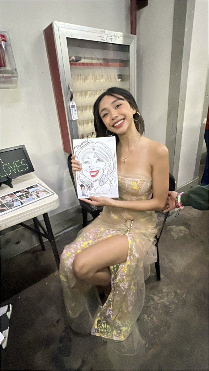 MayMay International tweet media