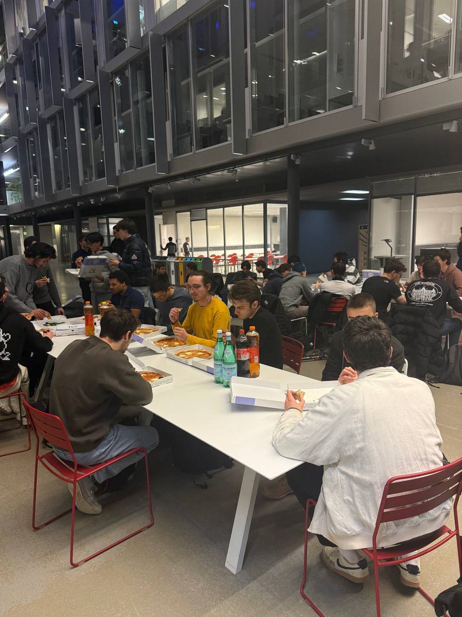 shelovesjules tweet media