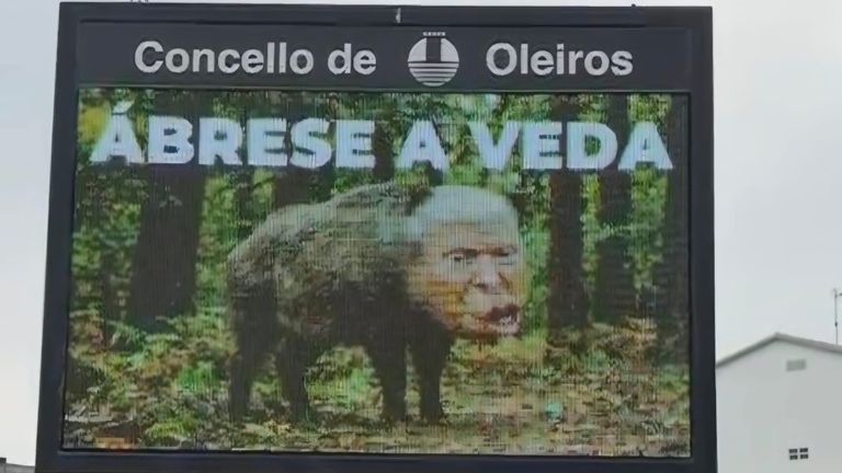 negro_milano's tweet photo. es increíble. es que mirad los paneles informativos que hay por las calles de oleiros. ojalá esta información llegue a twitter turquía https://t.co/aYe4tE1fhu