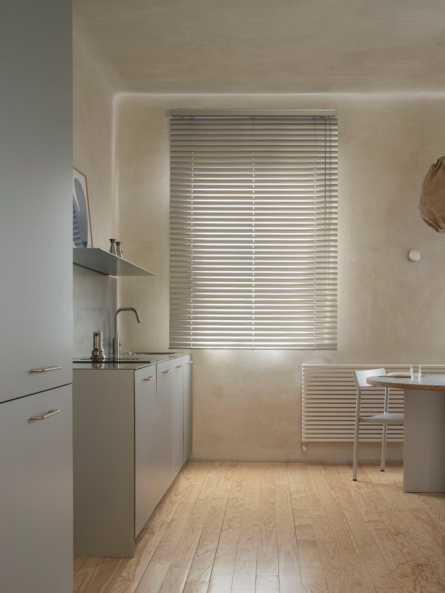 Interior_es's tweet photo. The #VAHouse, designed by the studio DIIR, is a project that explores new strategies for #smallhomes through an experimental and flexible approach.
-> Photography: Luis Díaz Díaz
-> https://t.co/HenDuOzO2x
-> #minimalism #lessismore #interiorarchitecture #interiordesign #Madrid https://t.co/WalCpbxqB2