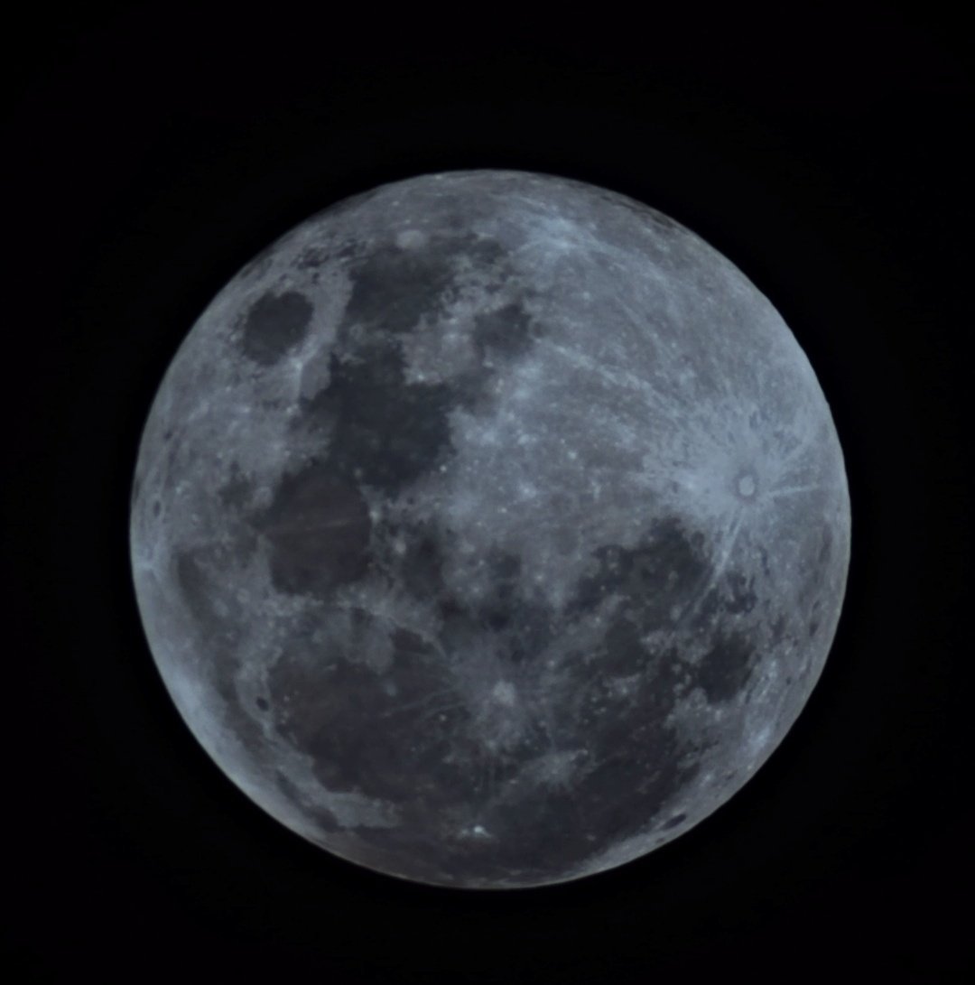 stnite48's tweet photo. Worm Moon
2026 third full moon
Device:Seestar S50
The Worm Moon is the traditional name for the full moon that occurs in March, signifying the time when the ground begins to thaw and earthworms start to emerge from the soil. 
#astrophotography_ #seestars50 #seestarofficial https://t.co/DkV46LpCZq