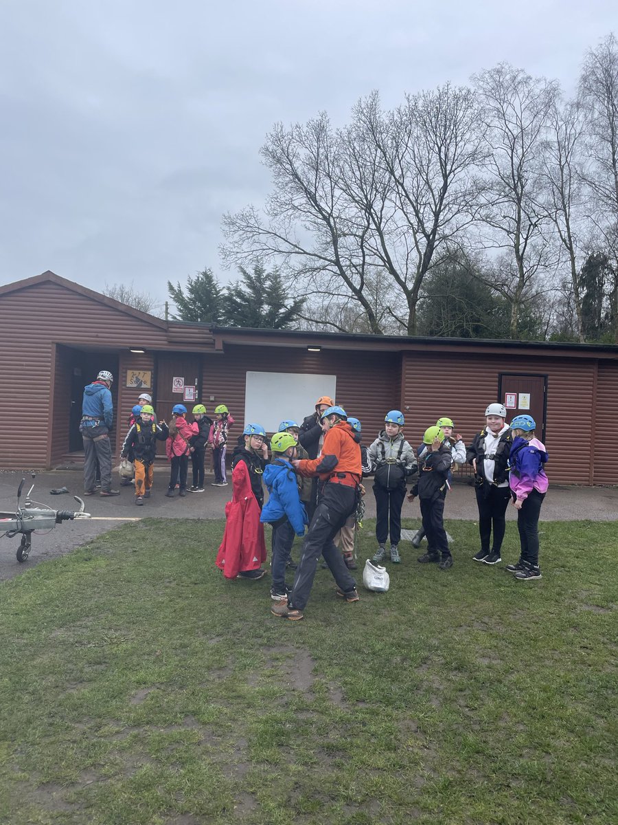 HighLeghPrimary tweet media