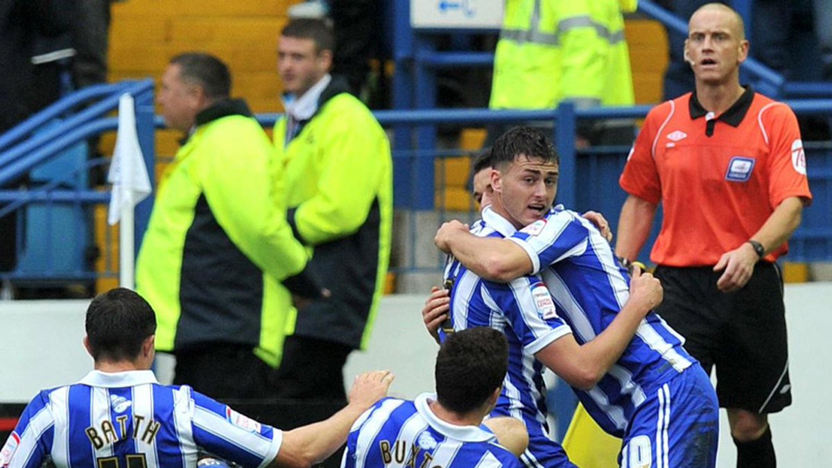 Dunsbyowl's tweet photo. #OnThisDay in 2012 a 1st Home match with Dave Jones in charge & a 1st victory - thumping @buryfcofficial4โ1 at Hillsborough in front of 17,684. #SWFC goals Antonio 2 , Madine & Lowe. Whilst at Walsall, a 3rd defeat in 4 for the ๐ท๐คฃanother great #SheffieldDouble #MindTheGap https://t.co/tWFJi7rRZK