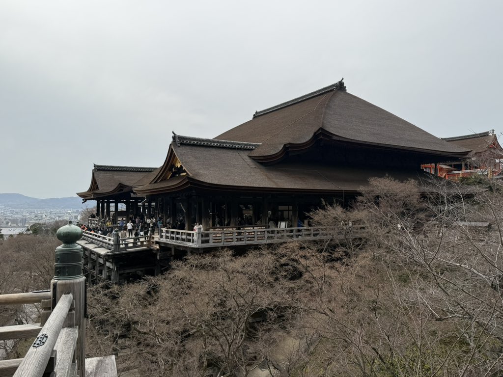 DONNCHN's tweet photo. 京都行ってきたぜー
建仁寺や近江屋跡
お酒も買いました🍶 https://t.co/J9FgmRQRhx